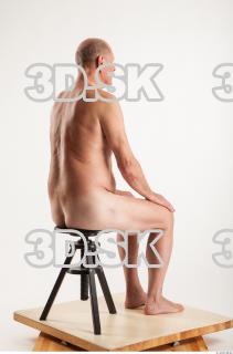 Sitting pose of nude Ed 0004